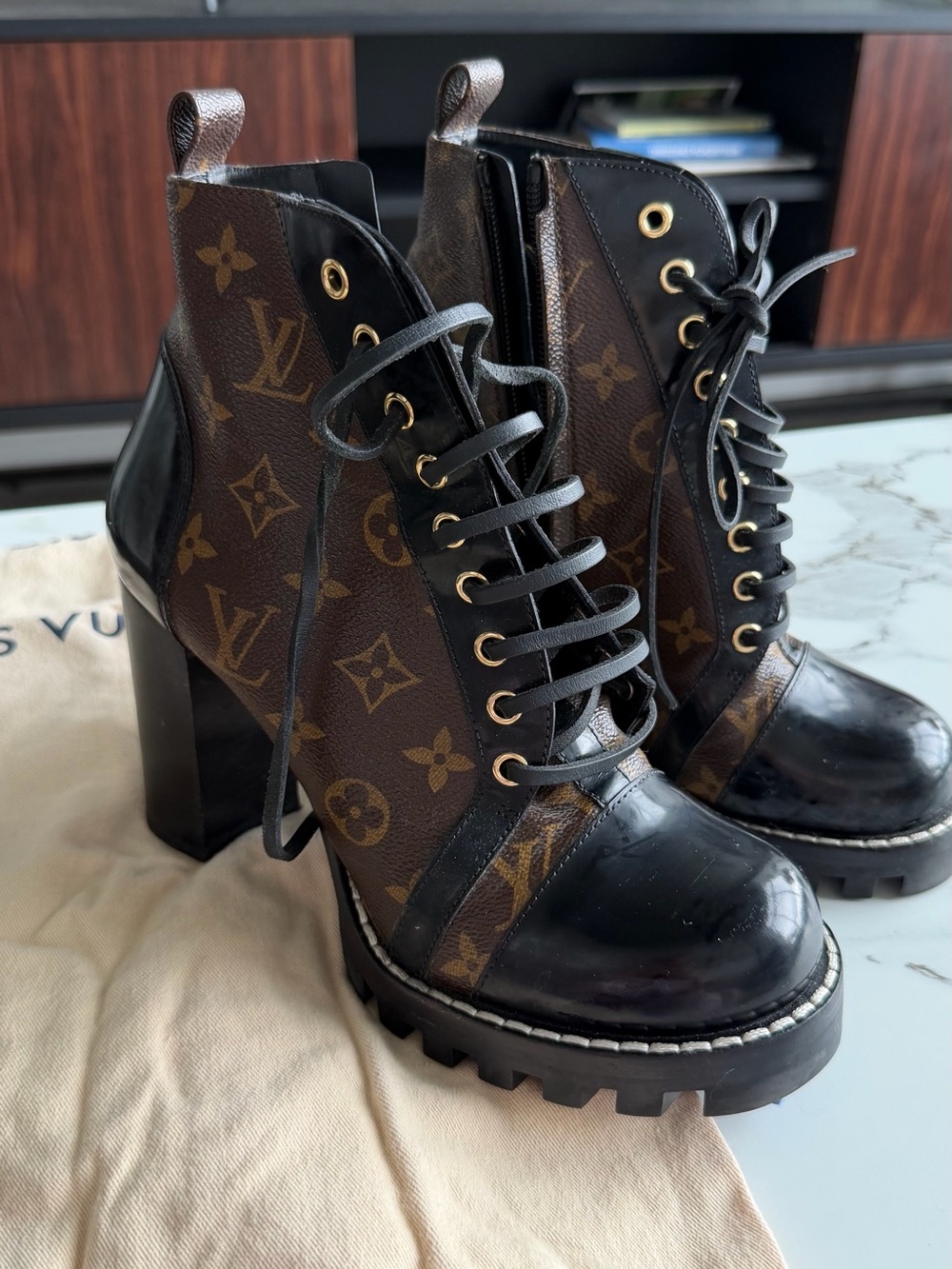 Authentic Louis Vuitton Star Trail Ankle Boot size 39/5
